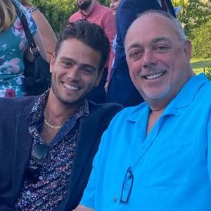 Meet your Posher, Robert